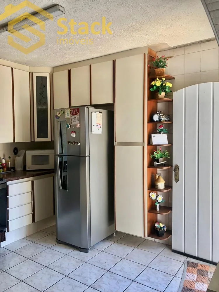 Casa, 3 quartos, 171 m² - Foto 4