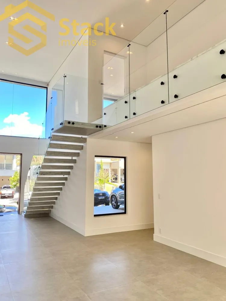 Casa, 3 quartos, 312 m² - Foto 2