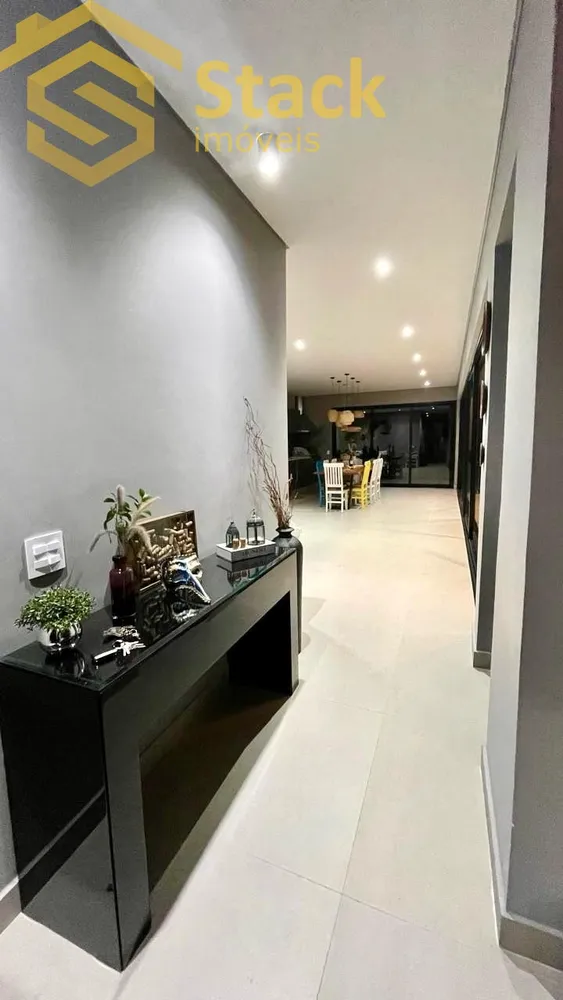 Casa, 3 quartos, 230 m² - Foto 1