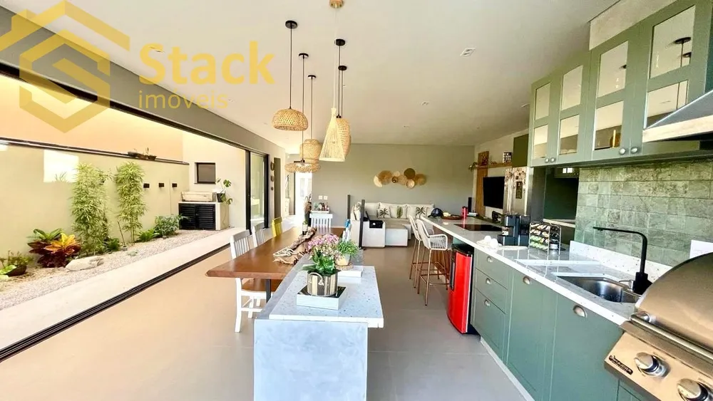 Casa, 3 quartos, 230 m² - Foto 4