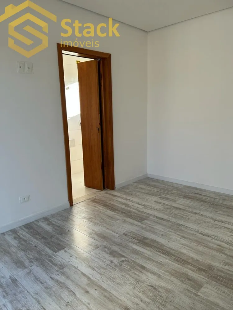 Casa, 3 quartos, 220 m² - Foto 2