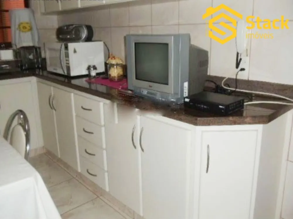 Casa, 3 quartos, 289 m² - Foto 4