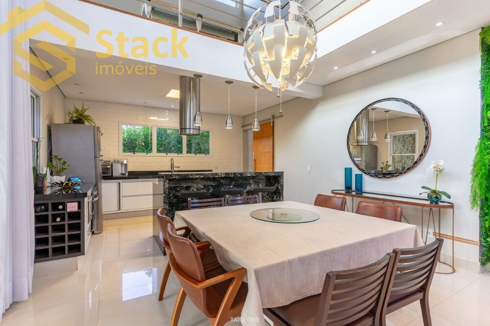 Casa à venda com 3 quartos, 313m² - Foto 12