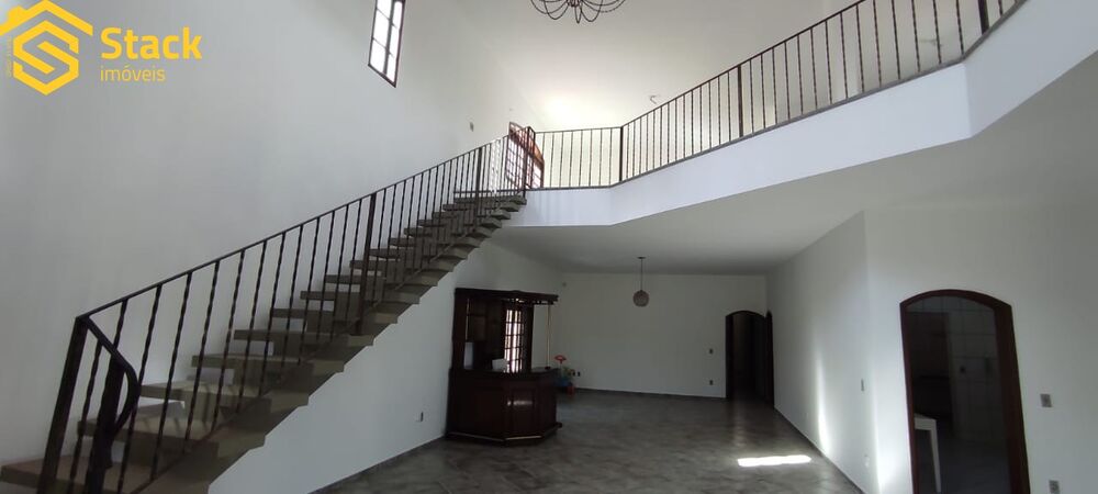 Casa, 3 quartos, 300 m² - Foto 2