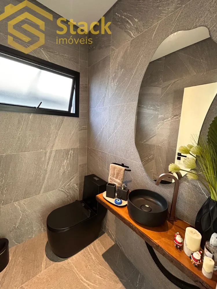 Casa, 4 quartos, 268 m² - Foto 2