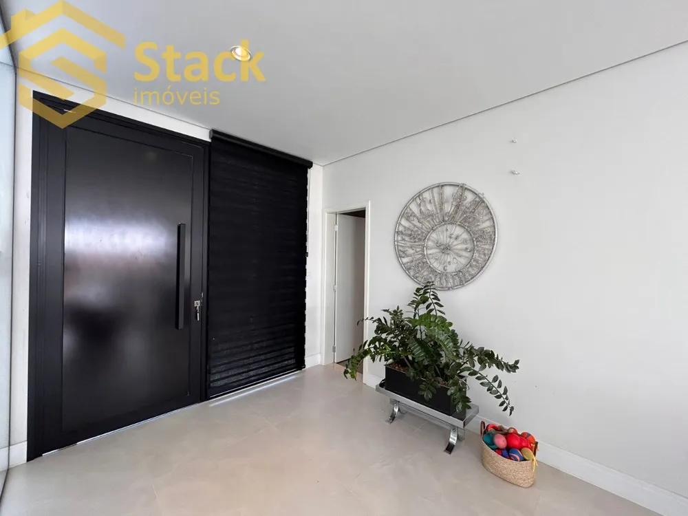 Casa, 4 quartos, 268 m² - Foto 1