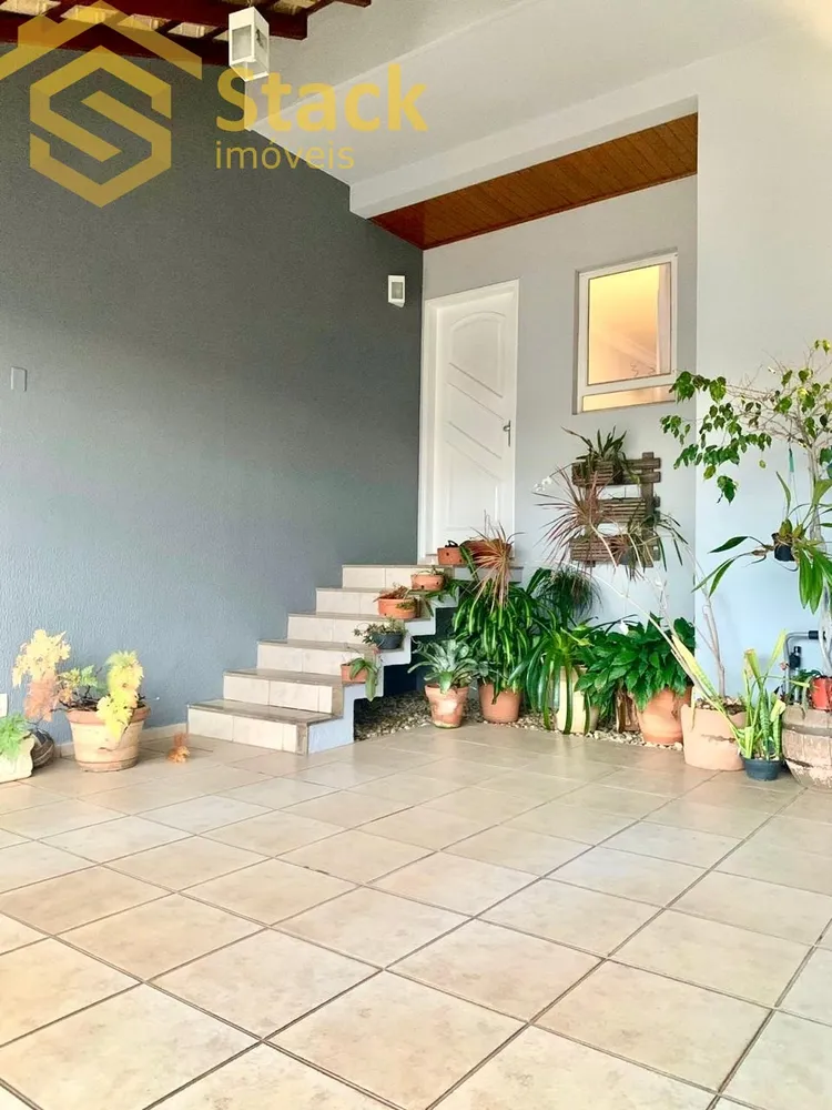 Casa, 3 quartos, 170 m² - Foto 1