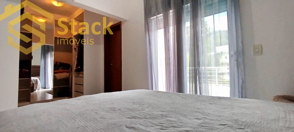 Casa, 4 quartos, 253 m² - Foto 2