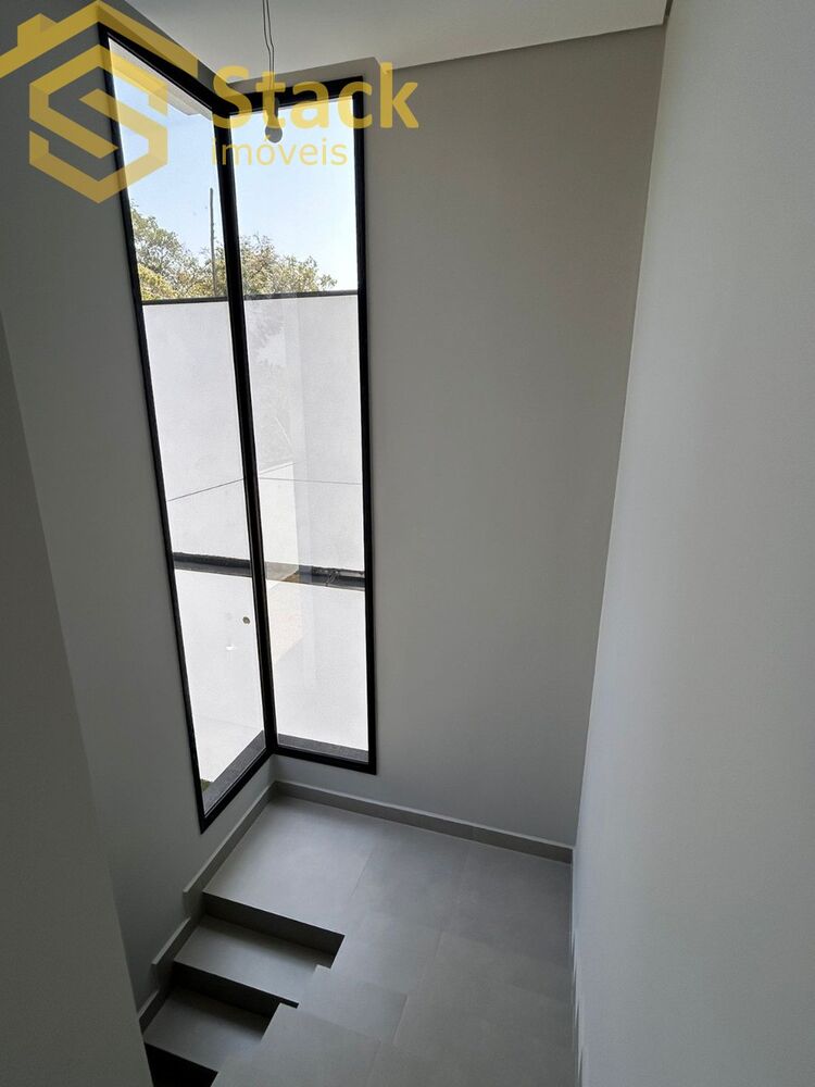 Casa à venda com 3 quartos, 175m² - Foto 14