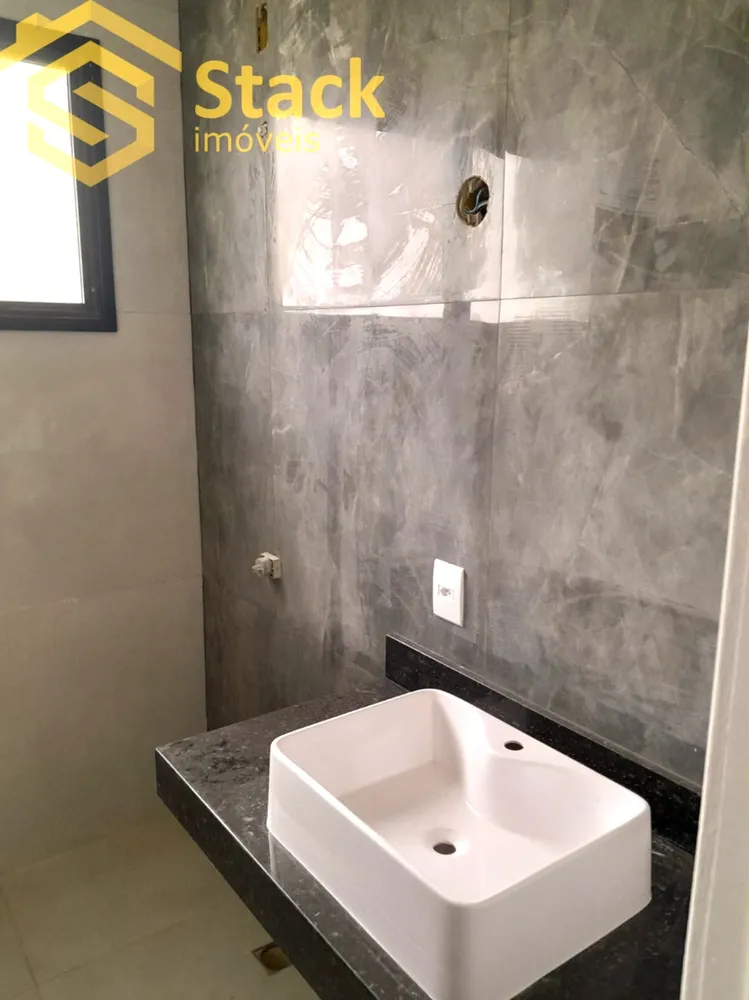Casa, 3 quartos, 203 m² - Foto 2