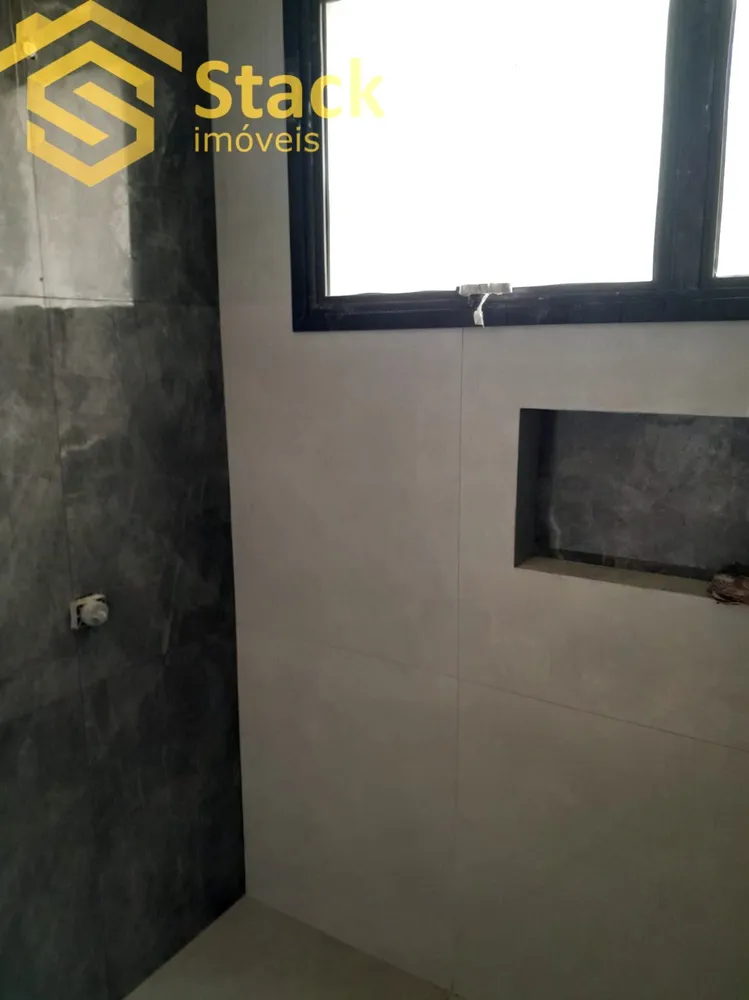 Casa, 3 quartos, 203 m² - Foto 1