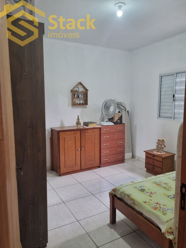 Casa à venda com 2 quartos, 253m² - Foto 2