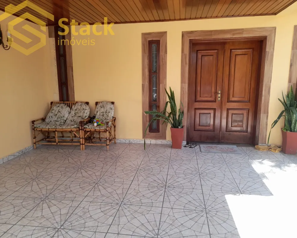 Casa, 3 quartos, 234 m² - Foto 1