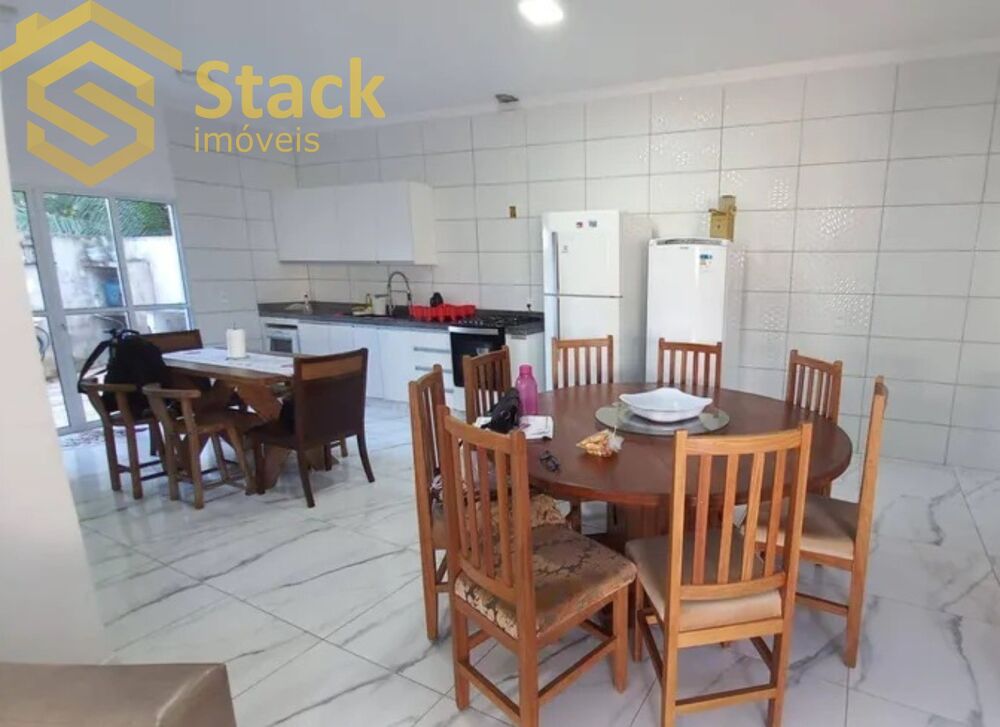 Casa, 3 quartos, 250 m² - Foto 3