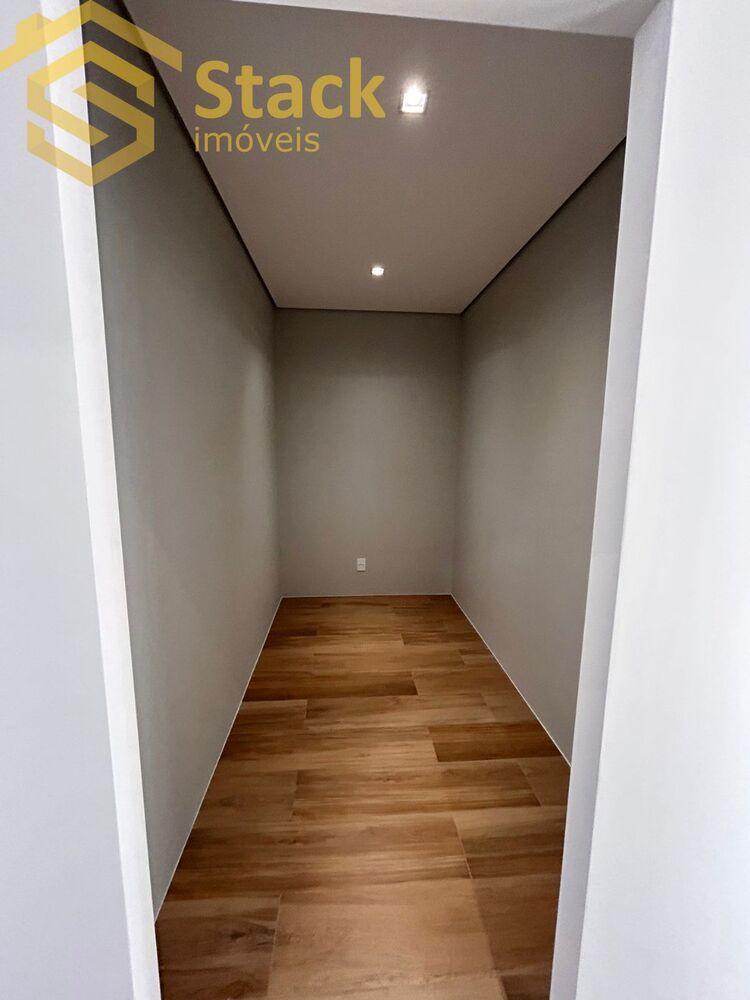Casa à venda com 3 quartos, 215m² - Foto 22