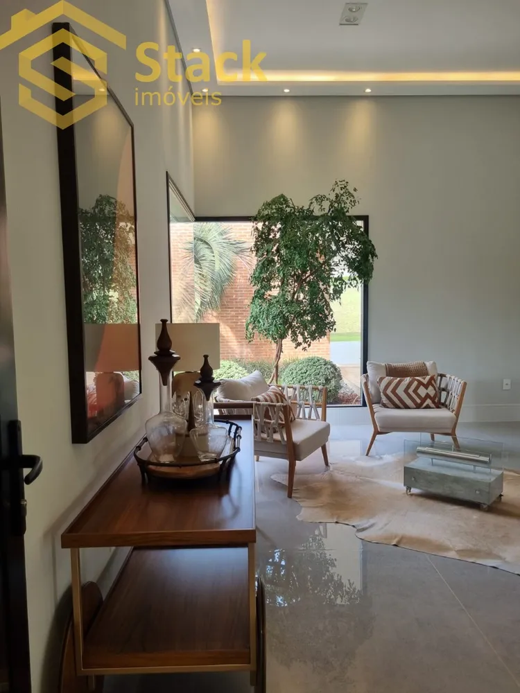 Chácara, 5 quartos, 2500 m² - Foto 1