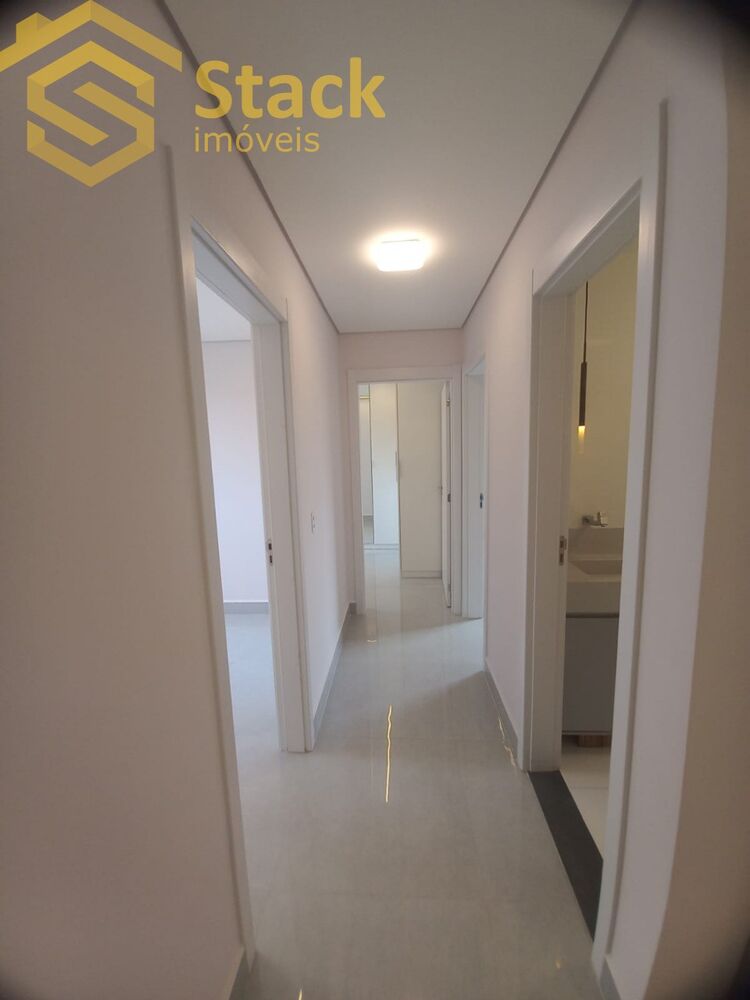 Apartamento para alugar com 3 quartos, 68m² - Foto 2