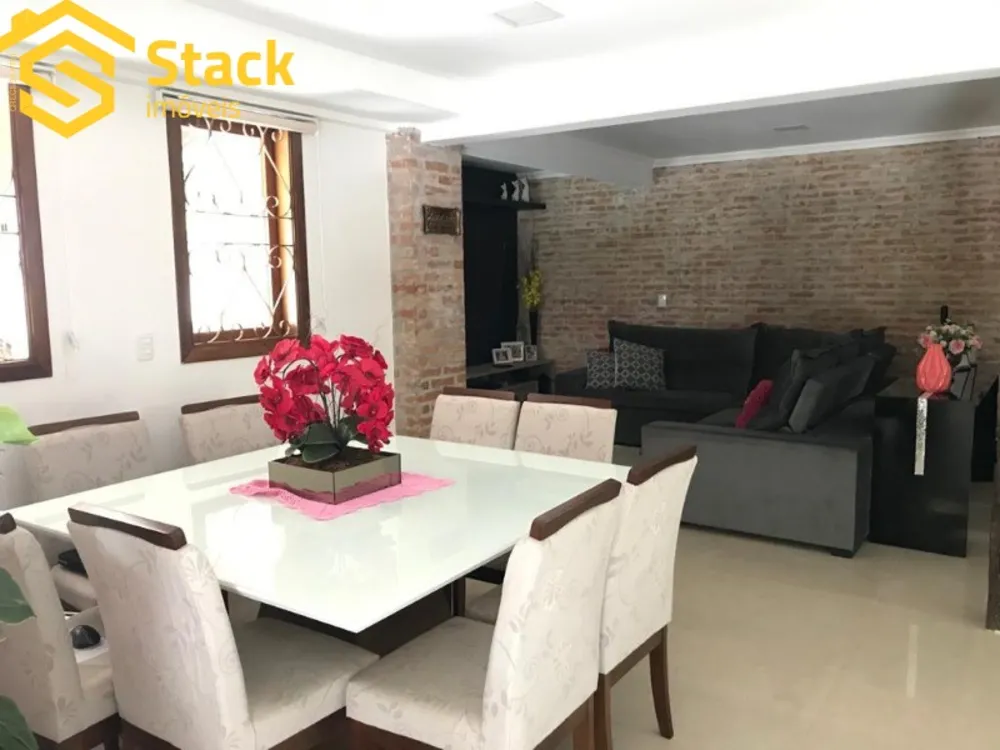 Casa, 3 quartos, 592 m² - Foto 2