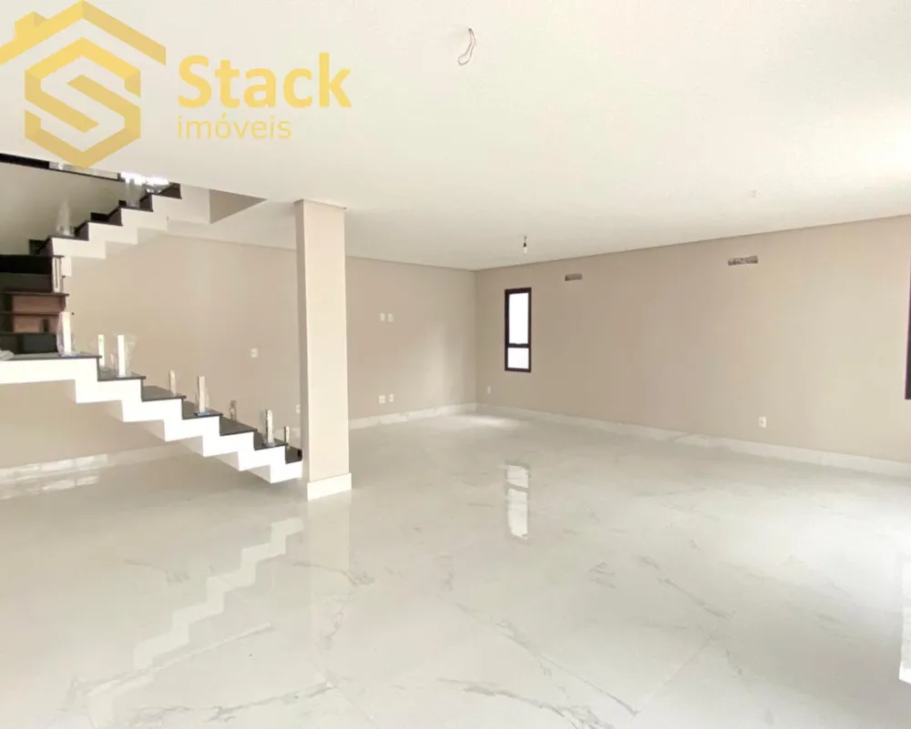 Casa, 4 quartos, 360 m² - Foto 1