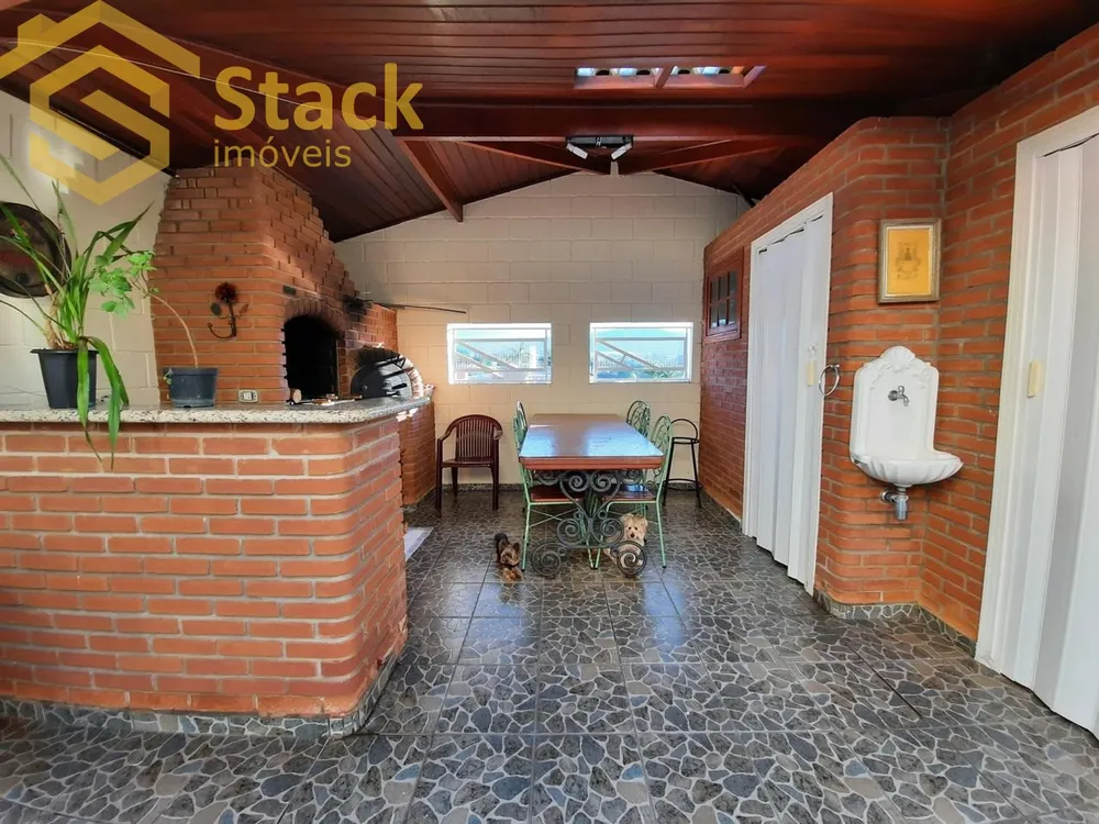 Casa, 3 quartos, 205 m² - Foto 2