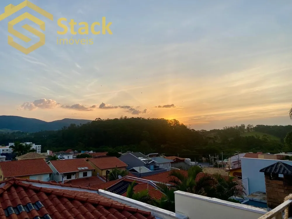 Casa, 3 quartos, 205 m² - Foto 13