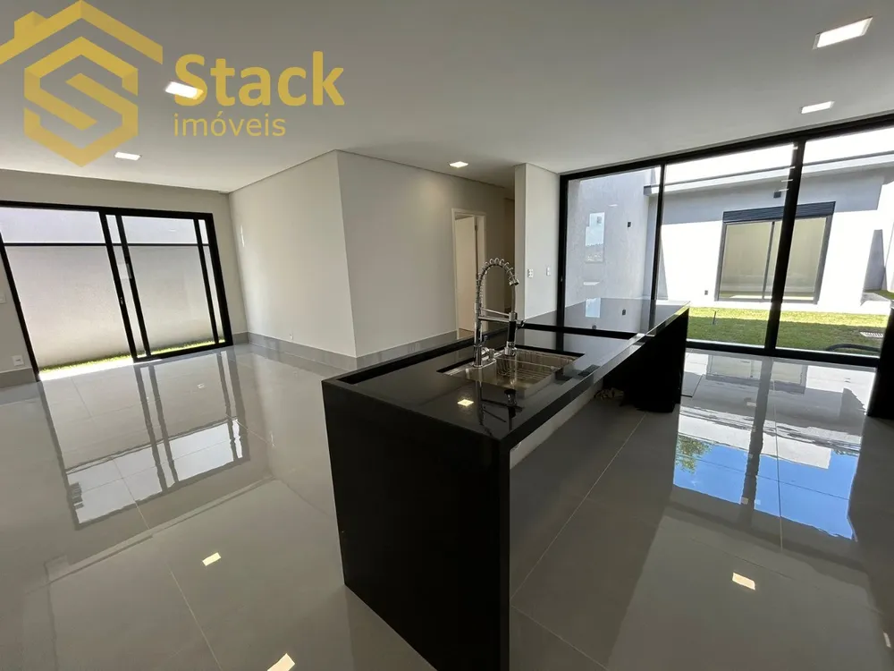 Casa, 3 quartos, 172 m² - Foto 4