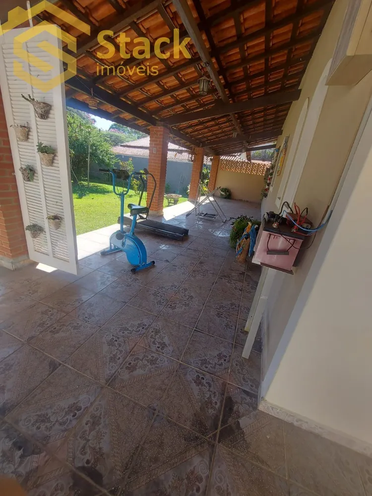 Chácara, 3 quartos, 1139 m² - Foto 2