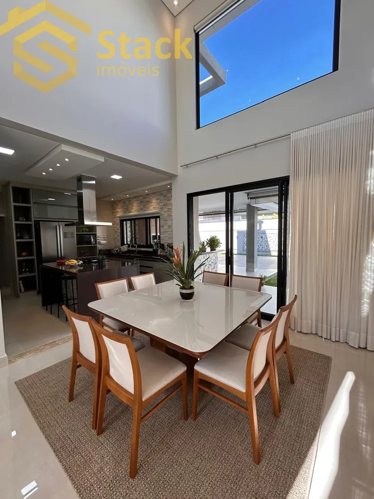 Casa, 4 quartos, 276 m² - Foto 2
