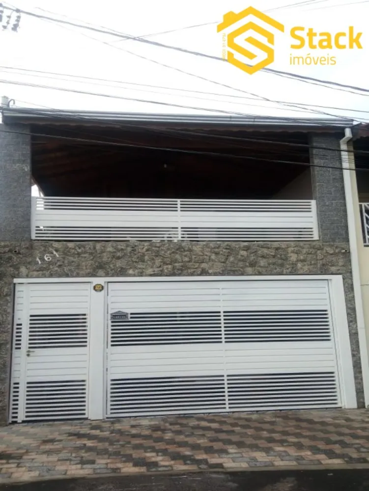 Casa, 3 quartos, 238 m² - Foto 1