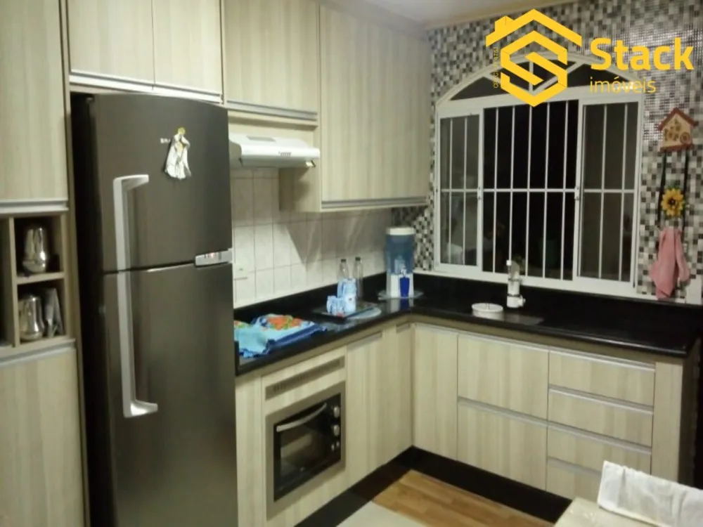 Casa, 3 quartos, 238 m² - Foto 9