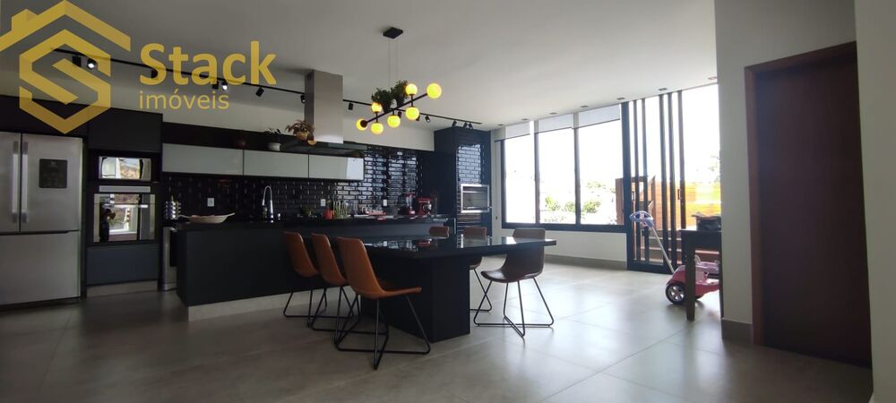 Casa, 2 quartos, 279 m² - Foto 3