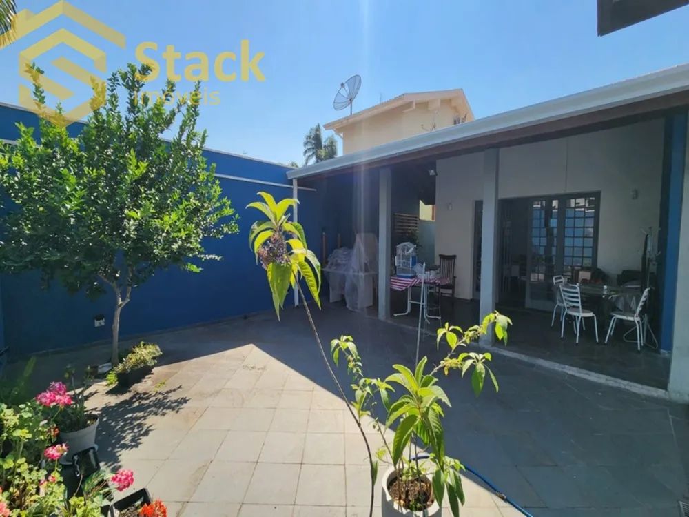 Casa, 3 quartos, 229 m² - Foto 1