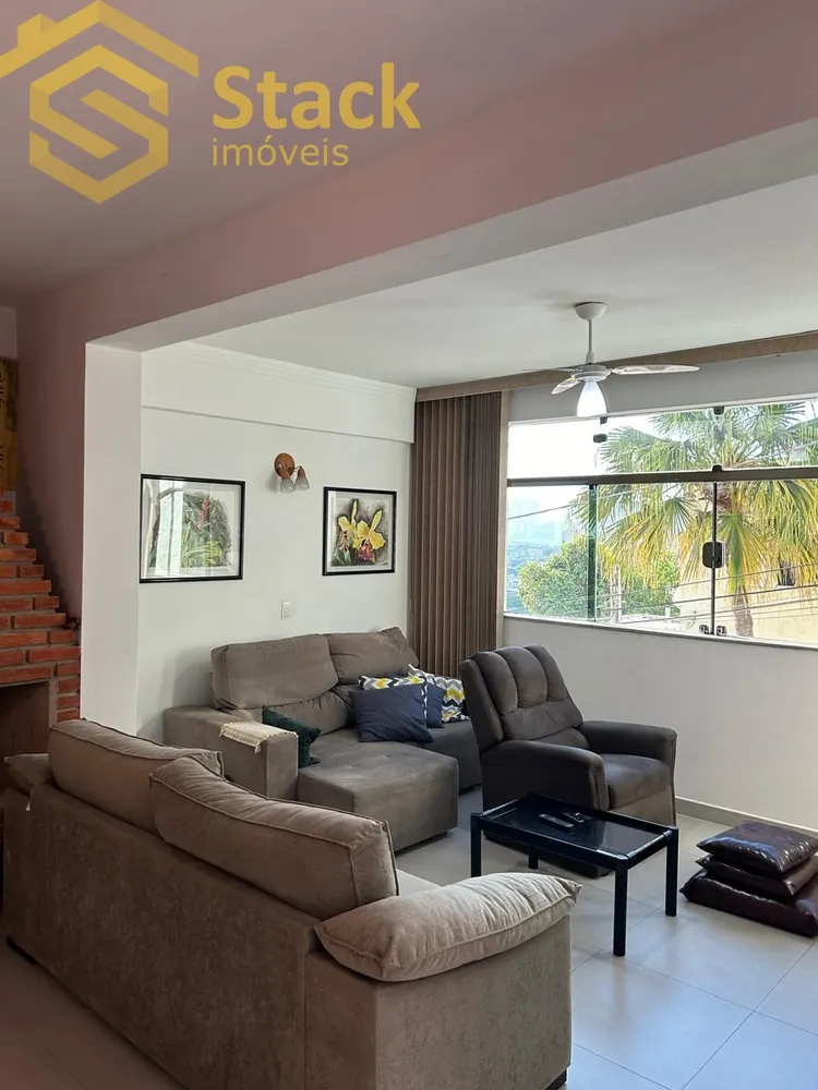 Casa, 3 quartos, 199 m² - Foto 1
