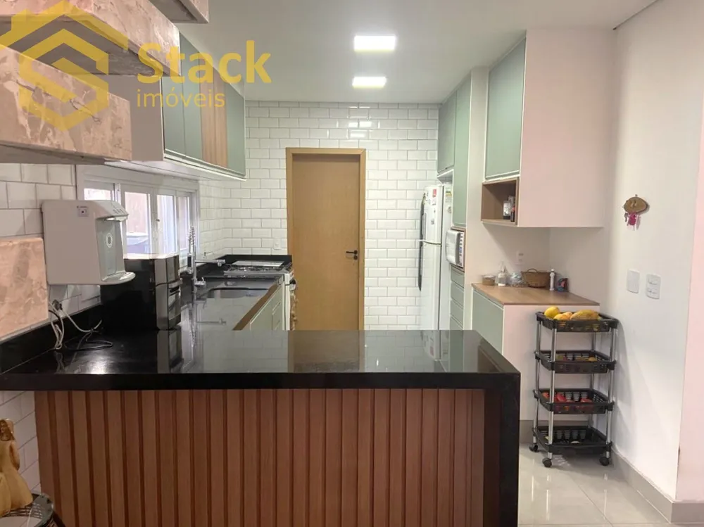 Casa, 3 quartos, 240 m² - Foto 8
