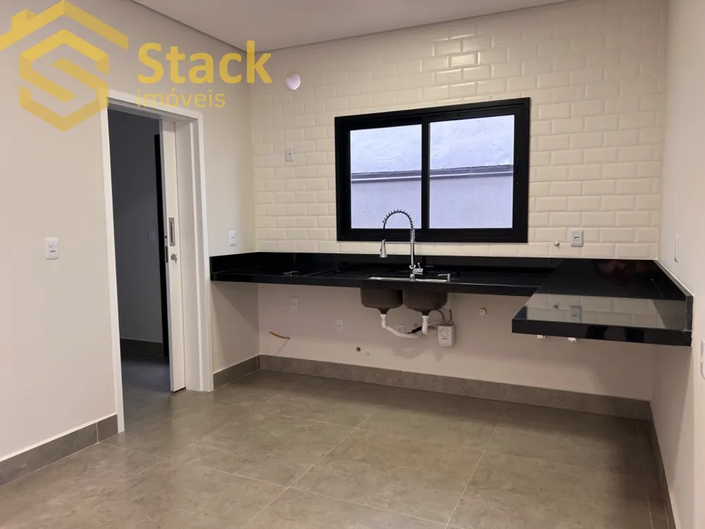 Casa, 3 quartos, 240 m² - Foto 3