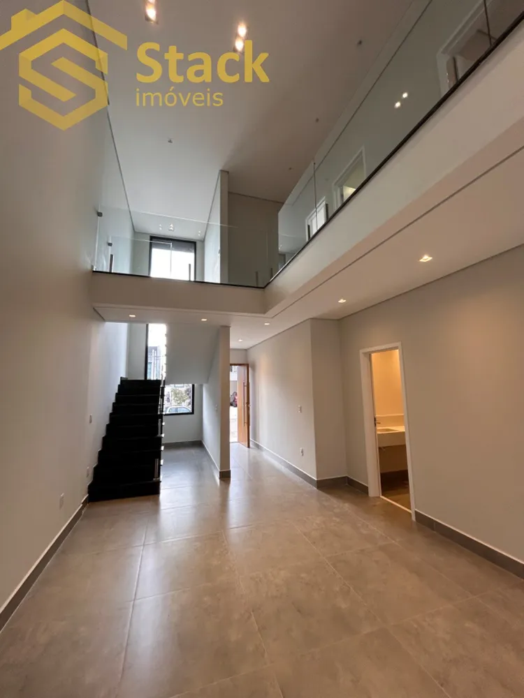 Casa, 3 quartos, 240 m² - Foto 1
