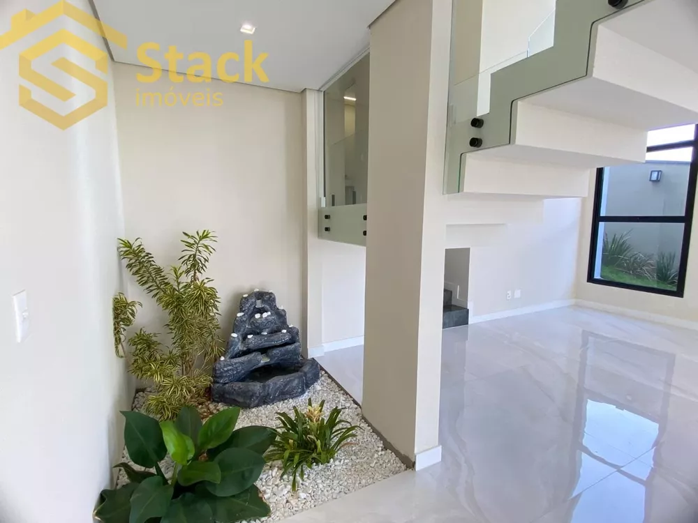 Casa à venda com 3 quartos, 340m² - Foto 13