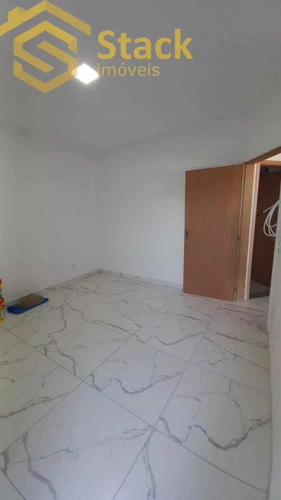 Casa à venda com 3 quartos, 250m² - Foto 4