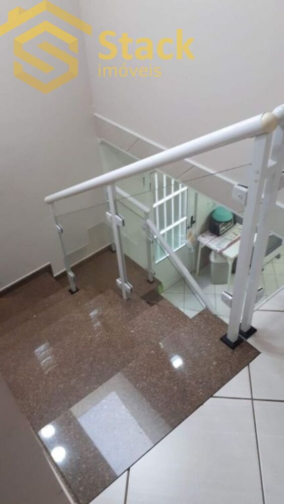 Casa, 3 quartos, 240 m² - Foto 9