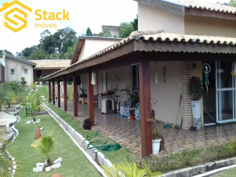 Chácara, 3 quartos, 1300 m² - Foto 1