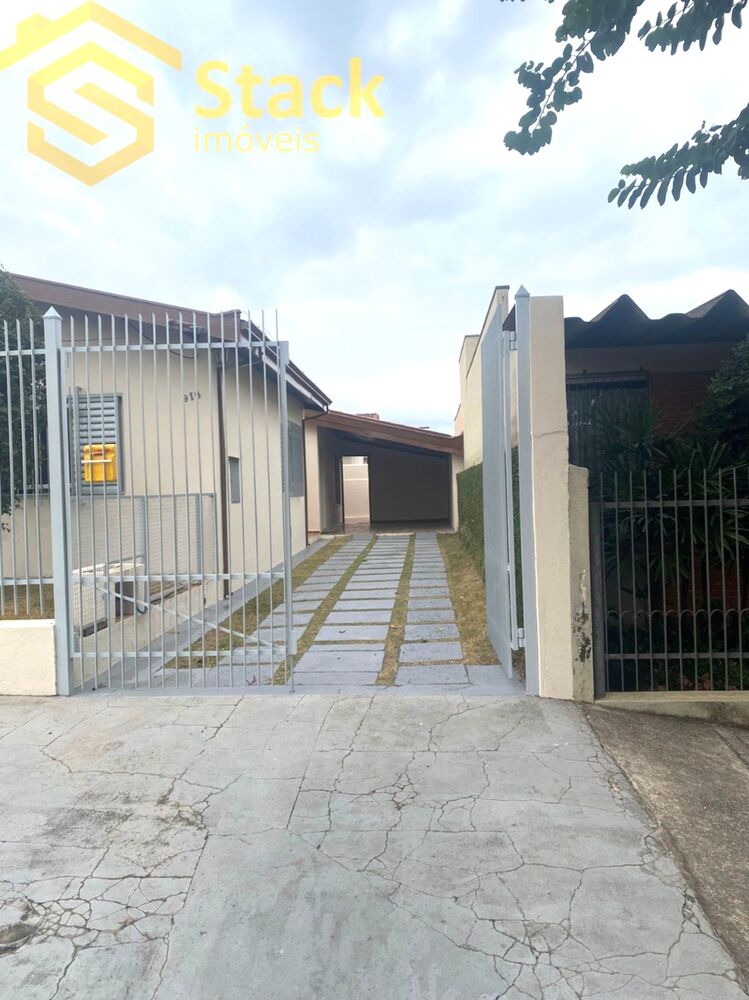 Casa à venda com 3 quartos, 253m² - Foto 3