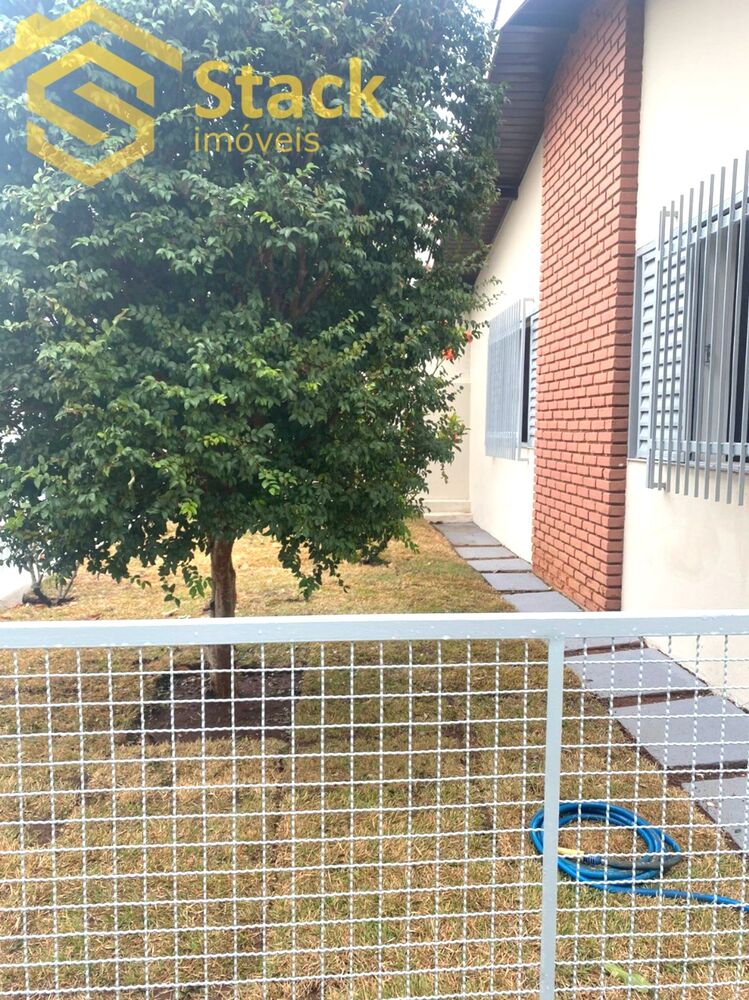 Casa à venda com 3 quartos, 253m² - Foto 4