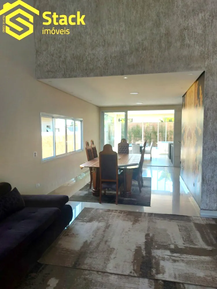 Casa, 3 quartos, 220 m² - Foto 1