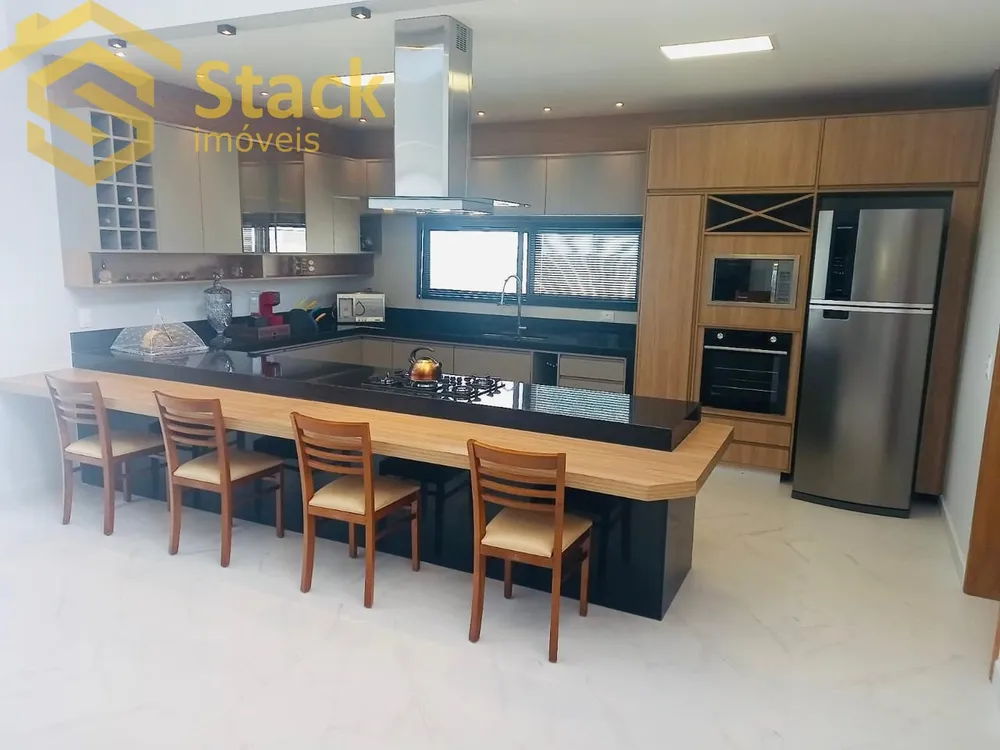 Casa, 3 quartos, 340 m² - Foto 4
