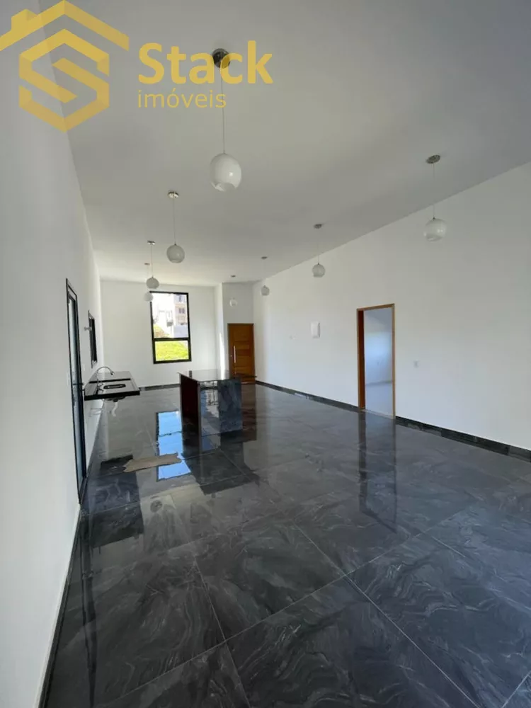 Casa à venda e aluguel com 3 quartos, 168m² - Foto 4