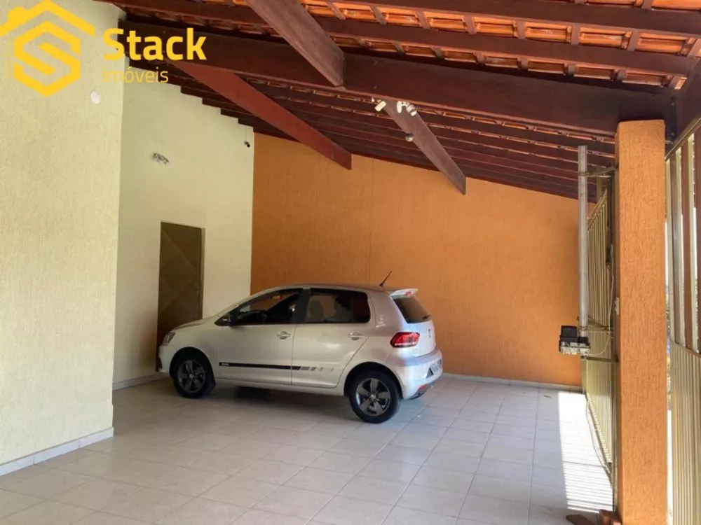 Casa à venda com 3 quartos, 315m² - Foto 3