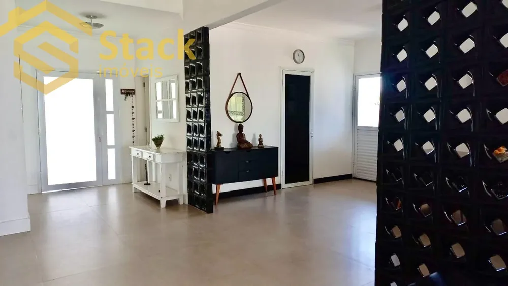 Casa, 4 quartos, 256 m² - Foto 1