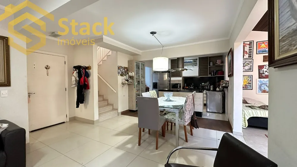 Casa, 3 quartos, 240 m² - Foto 9