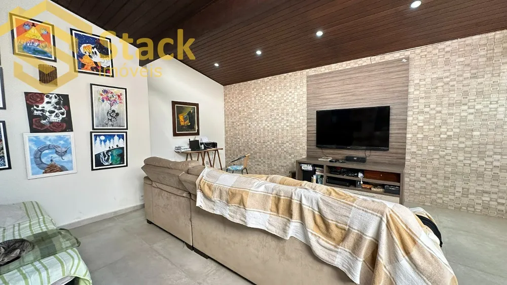 Casa, 3 quartos, 240 m² - Foto 8