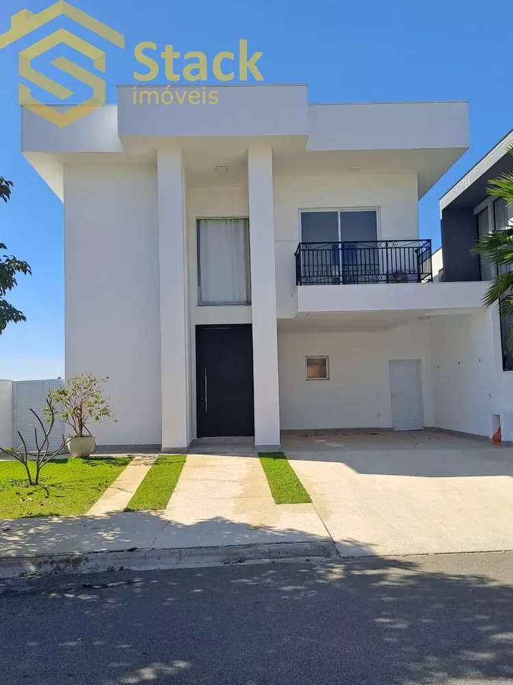 Casa à venda com 4 quartos, 260m² - Foto 1